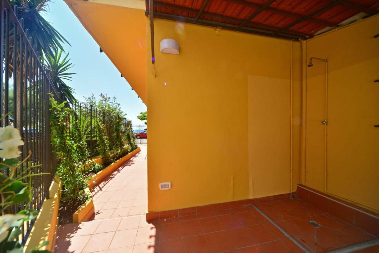 Bistrot Del Mare Apartment Santo Stefano al Mare Exterior photo