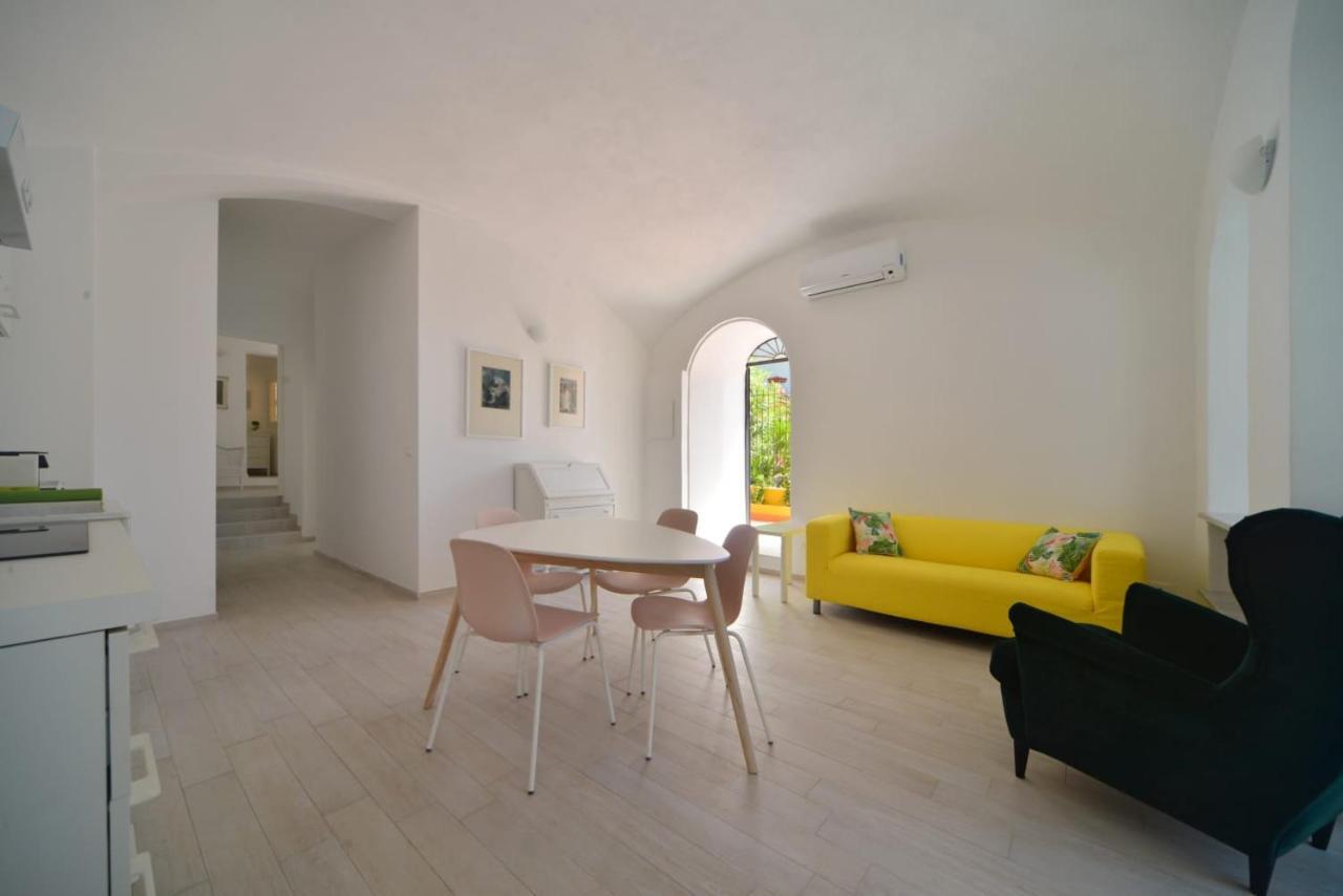 Bistrot Del Mare Apartment Santo Stefano al Mare Exterior photo